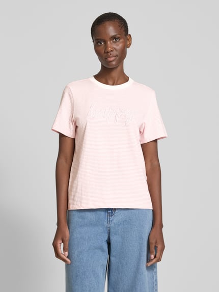 s.Oliver RED LABEL Regular Fit T-Shirt aus reiner Baumwolle mit Schmuckperlen-Schriftzug Rosa 4
