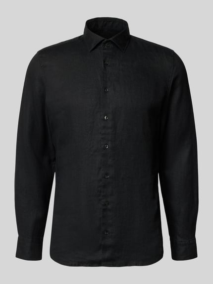 Produktfoto, schwarzes Slim Fit Business-Hemd aus Leinen mit Kentkragen von SEIDENSTICKER, glatte Textur, Knopfleiste, Herrenmodell