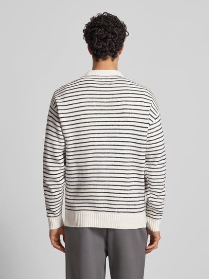 JACK & JONES Sweter z dzianiny ze wzorem w paski model ‘SOHO OLLIE’ Złamany biały 5