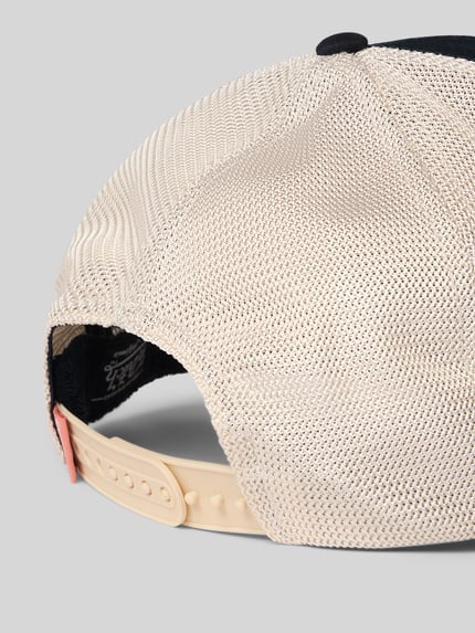 Produktfoto, Trucker Cap aus Baumwoll-Mix Modell 'CASQUETTE' von Von Dutch mit Mesh-Rückseite, weitenverstellbarer Riegel, Label-Patch