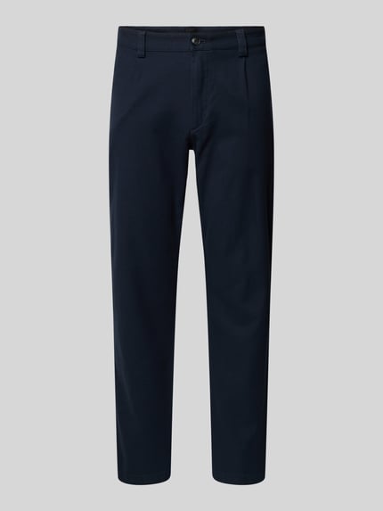 Produktfoto, Tapered Fit Chino aus Baumwoll-Mix Modell 'CHINO PLEATED' von BOSS Orange, granatowy, twill, gładki, kieszenie tylne i boczne, szlufki, guzik, naszywka z logo, męska chino o kroju tapered fit
