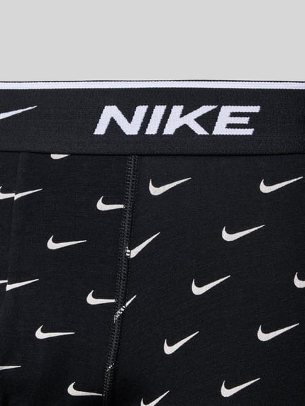 Productfoto, Trunks met logo-opschrift model 'E-DAY' van Nike, nauwsluitende fit, elastische tailleband, logo-opschrift, labelprint, zwart met witte details