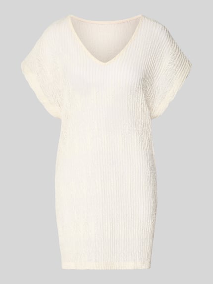 Longshirt mit V-Ausschnitt Modell 'ZINIA BEACHSOUL' Shop The Look MANNEQUINE