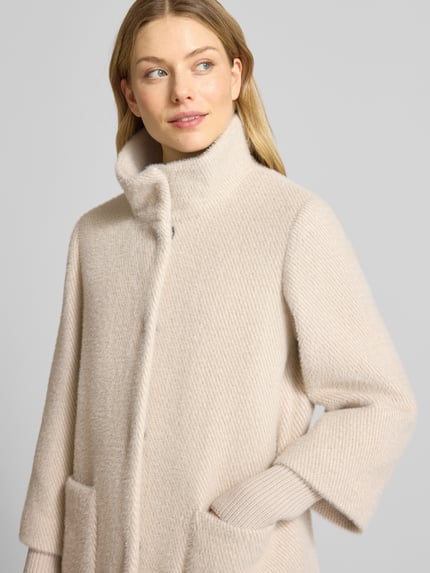 s.Oliver BLACK LABEL Regular Fit Teddy-Mantel mit Stehkragen Sand 3