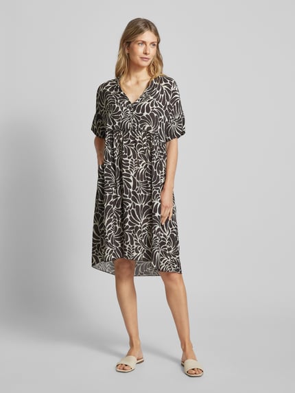 HeartKiss Kleid mit kurzer Knopfleiste Dunkelbraun 4