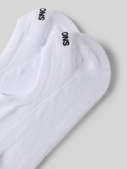Produktfoto, Socken mit Logo-Stitching im 2er-Pack von Snocks, weiße Herren Socken aus elastischem Baumwoll-Mix, Elastischer Bund, Nahaufnahme
