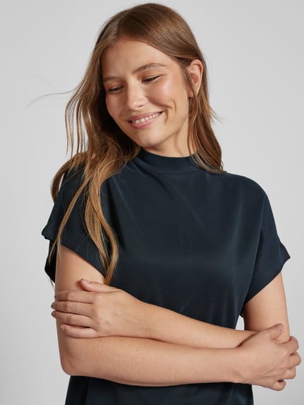 mbyM T-Shirt mit Stehkragen Black 3