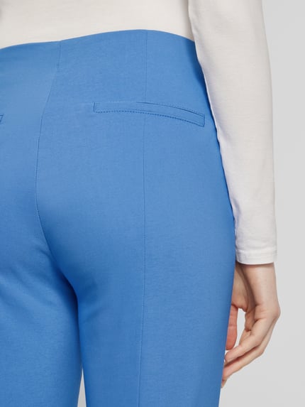 Christian Berg Woman Spodnie materiałowe o skróconym kroju slim fit Niebieski 3