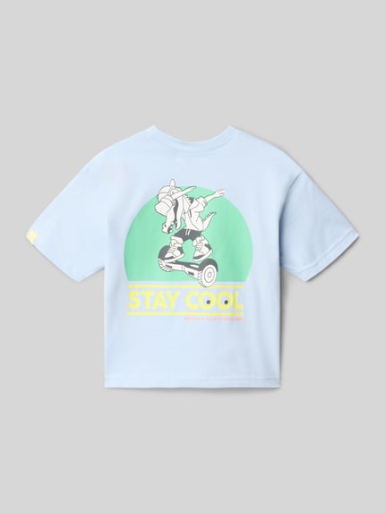 Produktfoto, Regular Fit T-Shirt mit Motiv-Print von BILLIEBLUSH, Kinder T-Shirt aus reiner Baumwolle, Rundhalsausschnitt, Rückseite in Hellblau mit grün-gelbem Print, Rückenlänge 41 cm bei Größe 116.