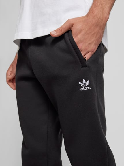 adidas Originals Tapered Fit Sweatpants mit Label-Stitching Black 3