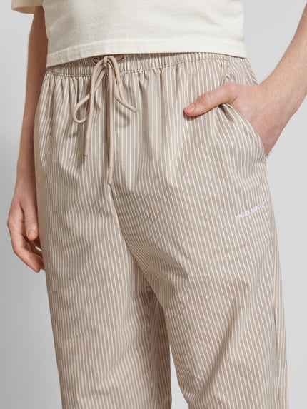 PEGADOR Wide leg stoffen broek met labelstitching, model 'RATON' Taupe - 3