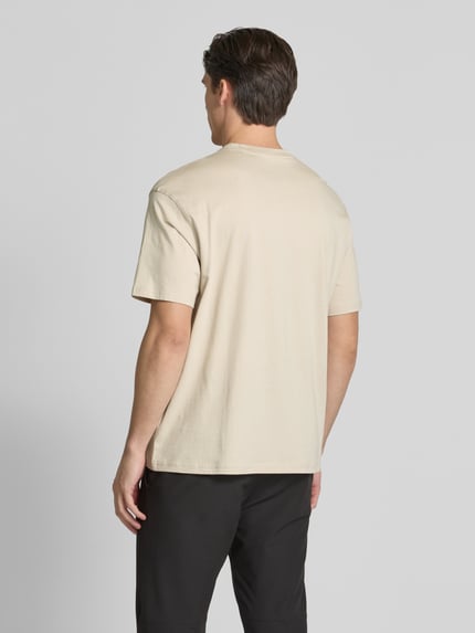GUESS Activewear T-Shirt mit Label-Print Modell 'SURON' Beige 5