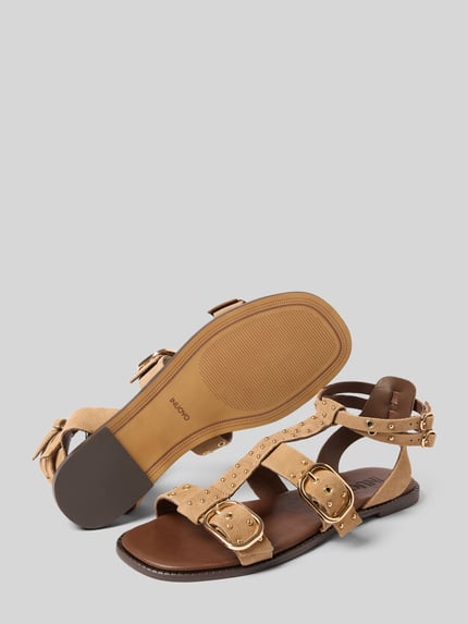 Productfoto, sandalen uit echt leer met studs, afgeronde pasvorm, gladde zool, hakhoogte maat 40 1 cm, Sandalen uit reinem leer met nietenbesatz van INUOVO.