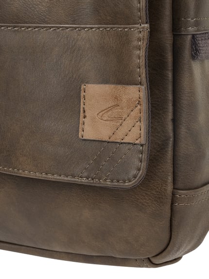 camel active Umhängetasche mit Label-Patch Mittelbraun 2