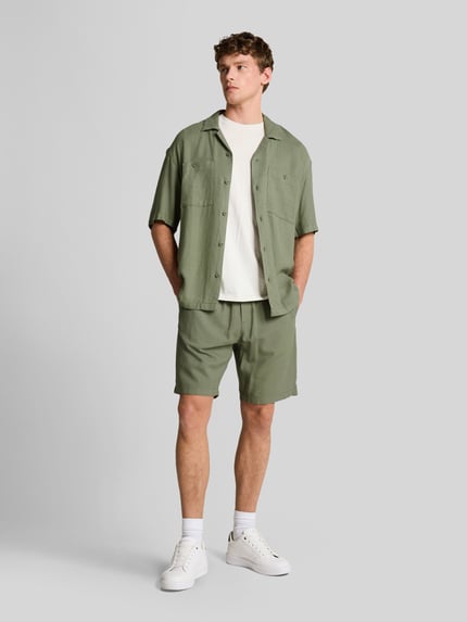 Tom Tailor Denim Bermudy o kroju regular fit z mieszanki wiskozy i lnu Miętowy 1
