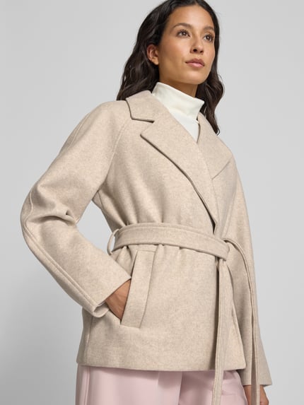 VERO MODA Relaxed Fit Jacke mit Reverskragen Modell 'VMFORTUNEAYA' Beige 3