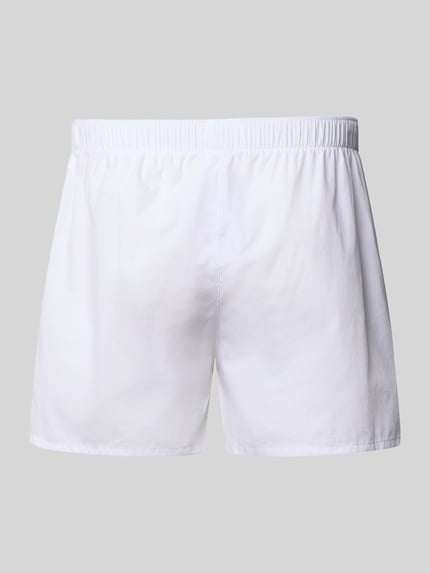 Produktfoto, Boxershorts aus Baumwolle von HANRO w kolorze białym, luźny krój, elastyczny pas, wykonane z czystej bawełny, gładka tekstura.