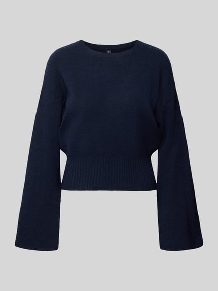 Produktfoto, dunkelblauer Pullover mit geripptem Bund Modell 'ONLMACEY' von ONLY, unifarben, Struktur, cropped, Strickoptik, Regular Fit