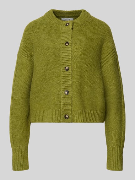 Produktfoto, Boxy Fit Strickjacke Modell 'FLORA' von Topshop in Olivgrün, Knopfleiste, grobe Stricktextur, Damen Strickjacke