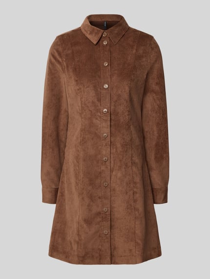 Produktfoto, bruin a-lijn vrijetijdsjurk in corduroy look met lange mouwen en knoopsluiting, A-Linien Freizeitkleid in Cord-Optik model SANNE van VERO MODA, dames vrijetijdsjurk