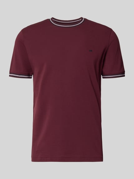 Produktfoto, Regular Fit T-Shirt mit Logo-Stitching von Christian Berg Men in Bordeaux, Herren T-Shirt aus Reine Baumwolle mit Rundhalsausschnitt, Rückenlänge 71 cm bei Größe M