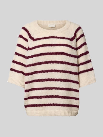 Produktfoto, Strickpullover mit gerippten Abschlüssen von Milano Italy aus cremefarbenem Material-Mix mit Alpaka und bordeauxroten Streifen