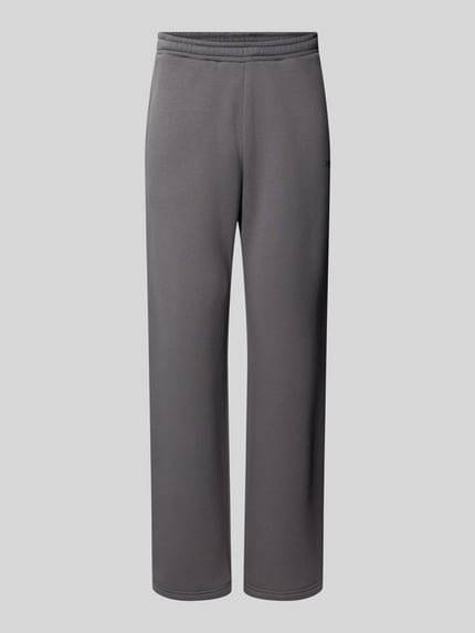 Loose Fit Sweatpants mit Seitentaschen Shop The Look MANNEQUINE