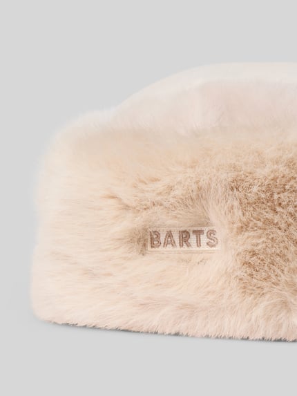 Produktfoto, Mütze in Fell-Optik Modell 'Angeliqa' von Barts, cremefarben, weiche flauschige Textur, Damen Mütze von Barts