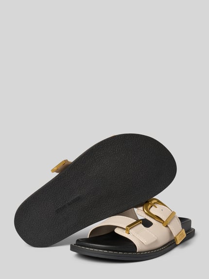 Steve Madden Slides mit Dornschließe und Label-Detail Modell 'ARCH' Sand 4