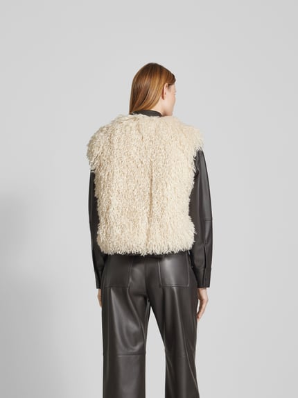 Nanushka Bodywarmer van imitatiebont Ecru - 5