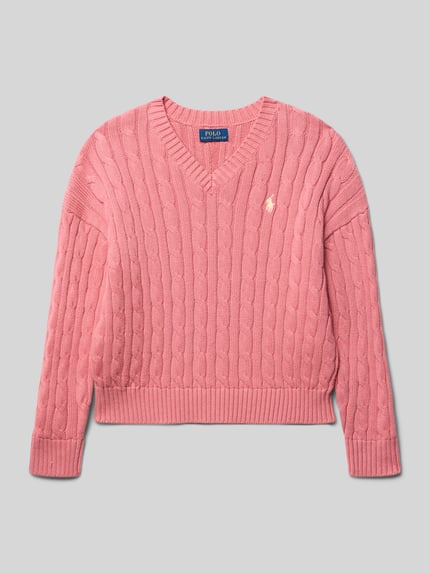 Produktfoto, Regular Fit Strickpullover aus reiner Baumwolle von Polo Ralph Lauren Teens, look: effen in roze, kabelpatroon, gestikt logo, V-hals, lange mouw, rompzoom geribd, knitwear, puur katoen