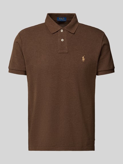 Produktfoto, Poloshirt mit Label-Stitching von Polo Ralph Lauren z bawełny, krój regular fit, kołnierzyk polo, listwa z guzikami, prążkowane zakończenia rękawów, długość tyłu 68 cm w rozmiarze M, kolor brązowy, gładka struktura.