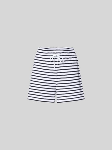 Shorts in Frottee-Optik Shop The Look MANNEQUINE