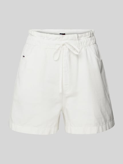 Tommy Jeans Regular Fit Paperbag-Shorts aus Baumwoll-Leinen-Mix Ecru 2