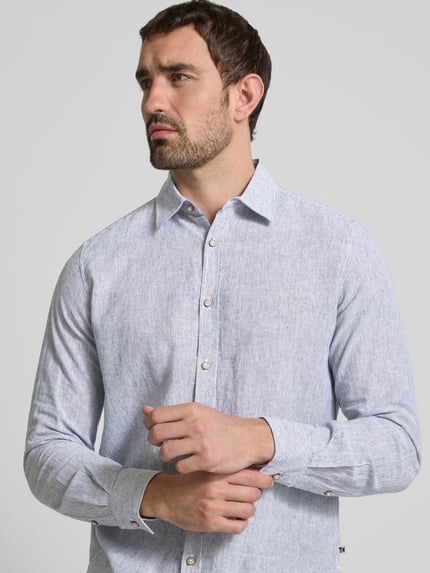s.Oliver RED LABEL Regular Fit Freizeithemd aus Leinen-Baumwoll-Mix Blau 3