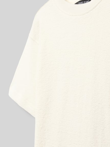 Produktfoto, Regular Fit T-Shirt mit Strukturmuster Modell 'Farno' von CARS JEANS, reine Baumwolle, helles Beige, feine Textur, Rundhalsausschnitt