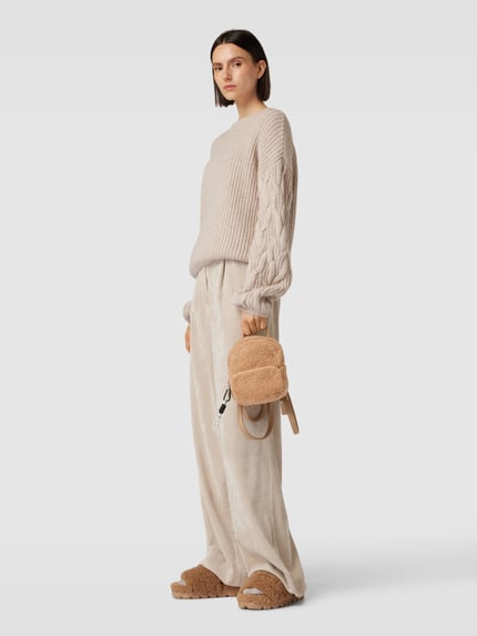 Seidenfelt Rucksack in Teddyfell-Optik Modell 'Hellvi' Camel 1