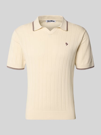 Productfoto, Slim Fit Polo-Strickshirt mit Logo-Stickerei van REVIEW in crème, puur katoen, ribstructuur, slim fit, ruglengte maat M 65 cm