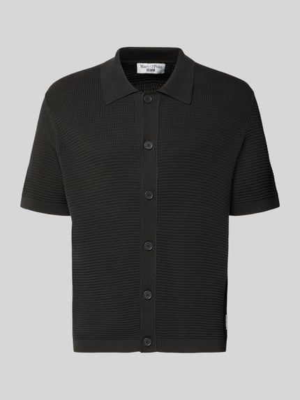 Produktfoto, Regular Fit Freizeithemd aus reiner Baumwolle von Marc O'Polo Denim, efekt: jednolity kolor, krój regular fit, kołnierzyk polo, dekolt w serek, listwa guzikowa, krótki rękaw, zakończenie rękawów i wykończenie: prążkowane, wykończenie materiału: dzianina, bawełna