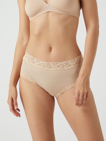 HANRO Slip mit Spitze Modell 'Moments' Beige 4