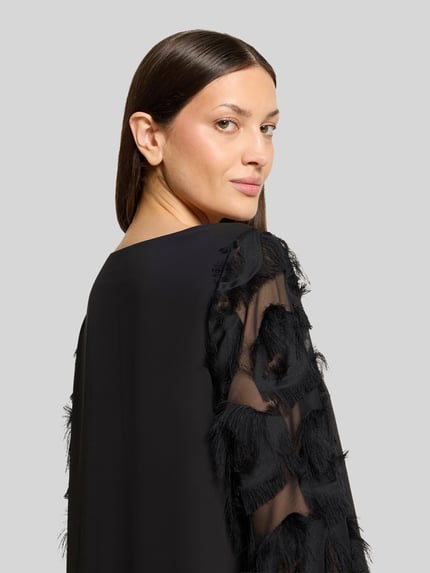 Betty Barclay Kurze Langarmbluse mit Fransendetails Black 6