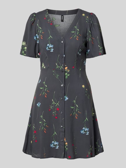 Productfoto, licht uitlopend minijurk van pure viscose model 'ALBA' van Vero Moda, effen look, V-hals, korte wijde mouwen, strikceintuur, bloemenprint.