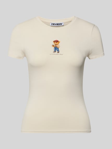 Produktfoto, Slim Fit T-Shirt mit Logo-Print Modell 'Sweet' von Review in Creme, elastischer Baumwoll-Mix, Rundhalsausschnitt, glatte Textur.