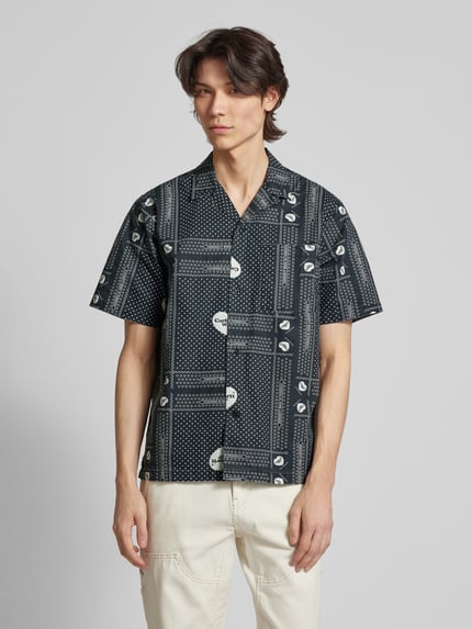Carhartt Work In Progress Freizeithemd mit Allover-Print Modell 'HEART BANDANA' Black 4
