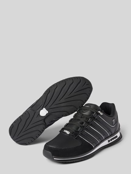 Produktfoto, sneakersy z powlekanej skóry o zaokrąglonym kształcie, z detale z logo, profilowana podeszwa, model 'Rinzler' od K-SWISS, wysokość obcasa 3 cm, wysokość cholewki 9 cm, szerokość w rozmiarze 44: 9 cm