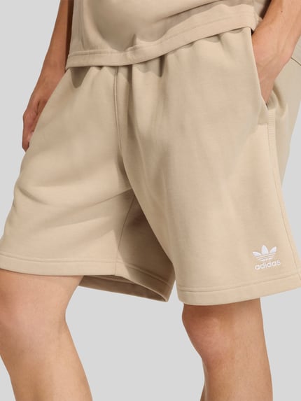 adidas Originals Regular Fit Sweatshorts mit elastischem Bund Beige 3