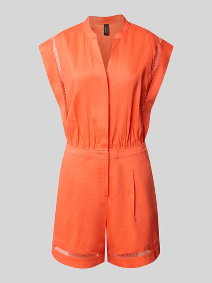 Productfoto, 'Jumpsuit aus Leinen-Mix mit Loch-Stickerei' van Marc Cain in oranje met taillering, V-hals, kapmouwen, opengewerkte details, elastische linnenmix met viscose, lengte ca. 85 cm, borstwijdte ca. 44 cm, binnenbeenlengte 15 cm