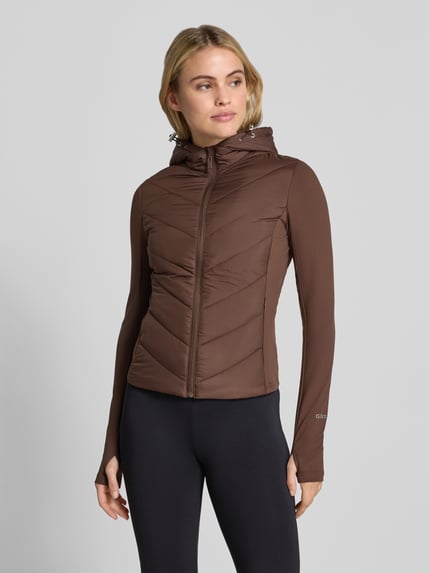 GUESS Activewear Kurtka pikowana z kapturem model 'GRAZIA' Czekoladowy 4