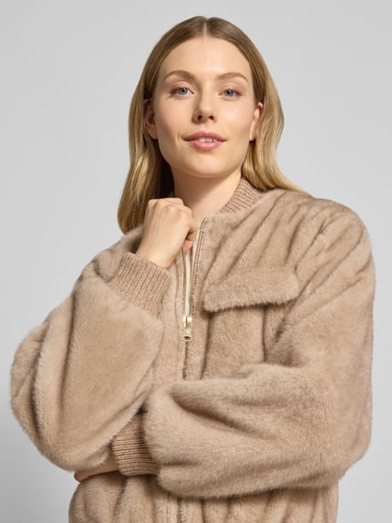 Beaumont Amsterdam Kurtka o kroju regular fit z imitacji futra z zamkiem błyskawicznym dwustronnym Beżowy 3