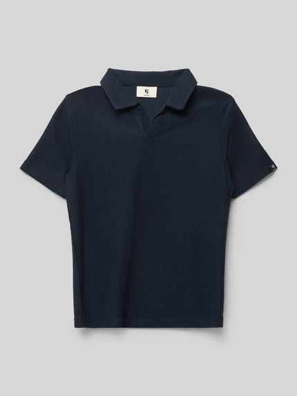 Productfoto, Regular Fit Poloshirt met structuurpatroon van Garcia, kindermodel met polokraag en korte mouwen, ruglengte maat 140: 54 cm